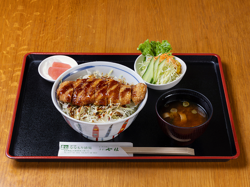 ひだ豚ソースカツ丼