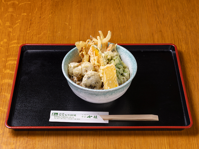 季節の天ぷらそば